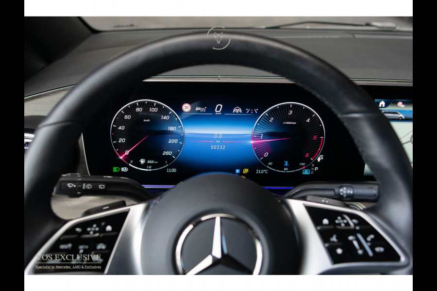 Mercedes-Benz V-Klasse 300 d Extra Lang DC Avantgarde NW MODEL| 20'' Concave|Aerodynamica|MBUX|360°|ACC|Multibeam|3x elek deuren|Sidesteps