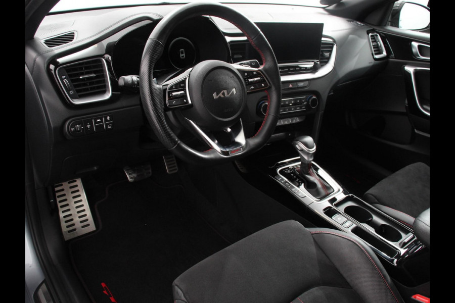 Kia ProCeed 1.6 T-GDi 204pk! Automaat GT Navigatie Apple CarPlay /  Android Auto Camera Adaptieve Cruise Control Stoelverwarming Keyless Entery DAB Parkeersensoren