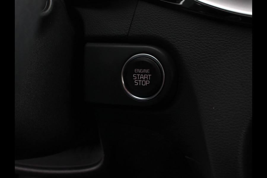 Kia ProCeed 1.6 T-GDi 204pk! Automaat GT Navigatie Apple CarPlay /  Android Auto Camera Adaptieve Cruise Control Stoelverwarming Keyless Entery DAB Parkeersensoren