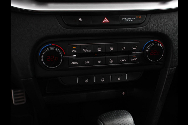 Kia ProCeed 1.6 T-GDi 204pk! Automaat GT Navigatie Apple CarPlay /  Android Auto Camera Adaptieve Cruise Control Stoelverwarming Keyless Entery DAB Parkeersensoren