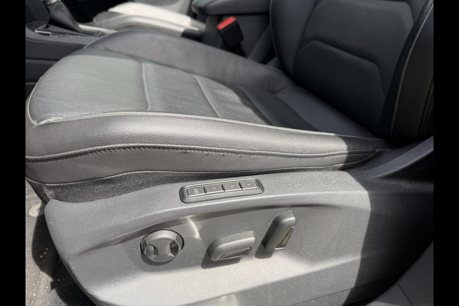 Seat Tarraco 1.4 TSI e-Hybrid PHEV FR Business Intense 20"/Panoramadak/Leder + memory/Trekhaak/360 camera/Keyless/Dodehoek/Elektrische klep/Stuur + stoelverwarming v+a
