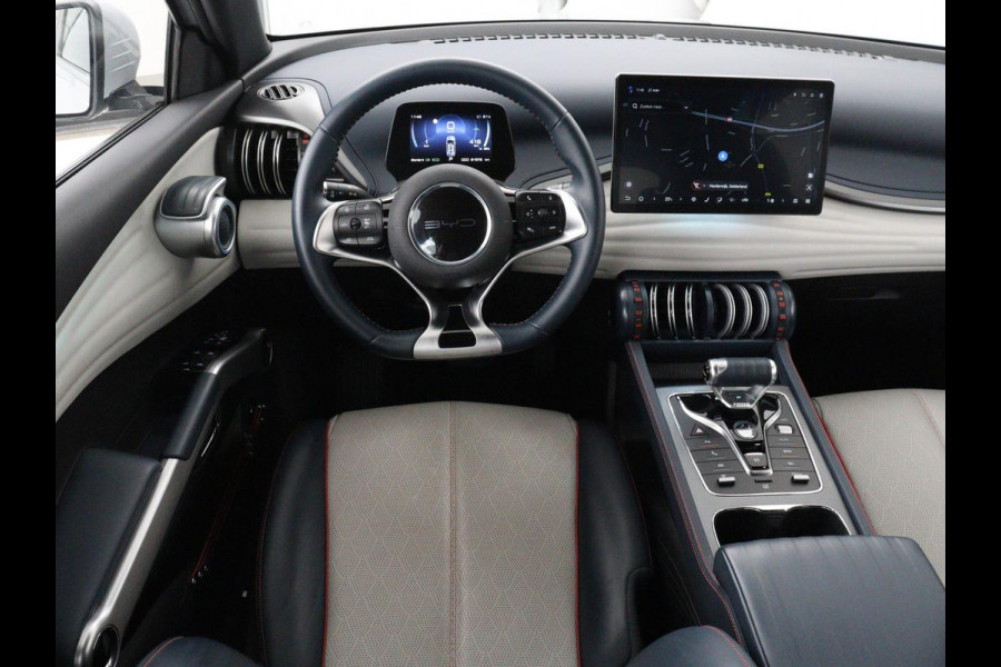 BYD ATTO 3 Comfort 60 kWh | Warmtepomp | 92.5% SOH | 3-Fase | Panoramadak | Adaptive cruise | 360 camera | DAB+ | Carplay | Dodehoek detectie | Leder
