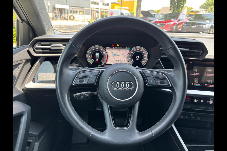 Audi A3 Sportback 1.4 40 TFSI e 204 PK PHEV S-Tronic Virtual cockpit 16 inch LM velgen Business pack Navigatie Keyless advanced