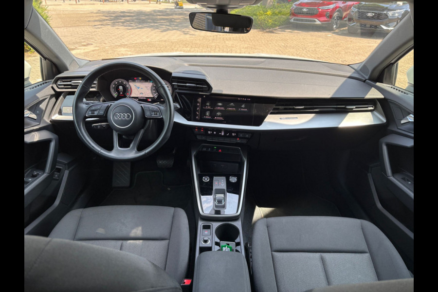 Audi A3 Sportback 1.4 40 TFSI e 204 PK PHEV S-Tronic Virtual cockpit 16 inch LM velgen Business pack Navigatie Keyless advanced