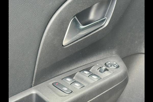 Opel CORSA-E Elegance 50 kWh 11kW 3FASE 93% SOH CAMERA CARPLAY PDC
