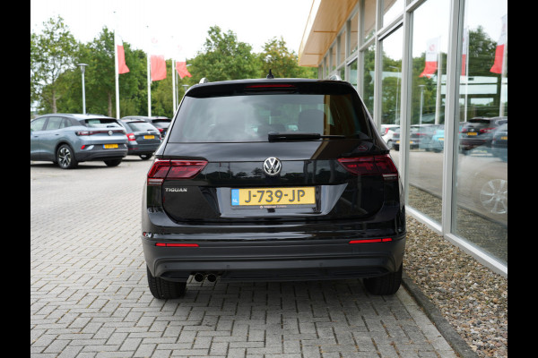 Volkswagen Tiguan 1.5 TSI ACT Comfortline Business | Panorama dak | Adaptive Cruise | Stoelverwarming