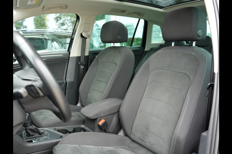 Volkswagen Tiguan 1.5 TSI ACT Comfortline Business | Panorama dak | Adaptive Cruise | Stoelverwarming