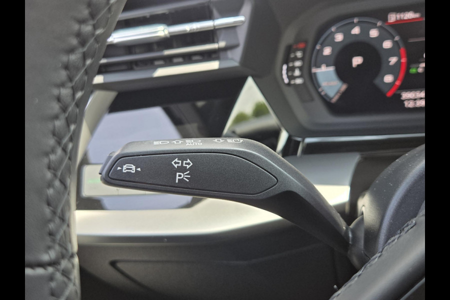 Audi A3 Limousine 30 TFSI Pro Line NL-AUTO | 1STE EIGENAAR | SPORT ONDERSTEL
