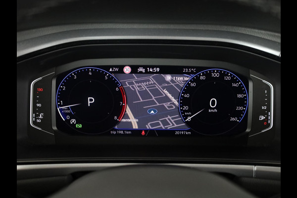 Volkswagen T-Roc 1.5 TSI Life 75 Edition 150PK | Automaat (DSG) | Navigatie | Camera | Digitaal dashboard