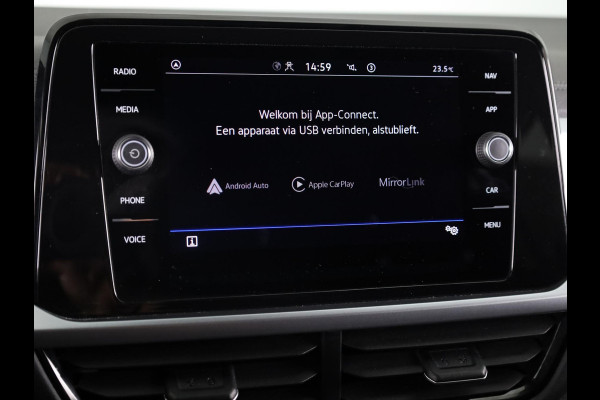 Volkswagen T-Roc 1.5 TSI Life 75 Edition 150PK | Automaat (DSG) | Navigatie | Camera | Digitaal dashboard