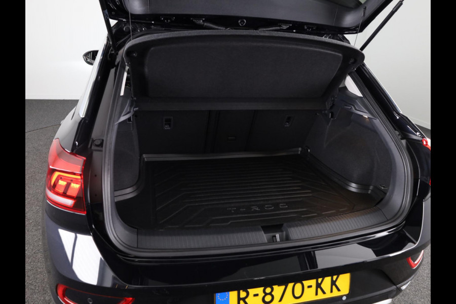Volkswagen T-Roc 1.5 TSI Life 75 Edition 150PK | Automaat (DSG) | Navigatie | Camera | Digitaal dashboard