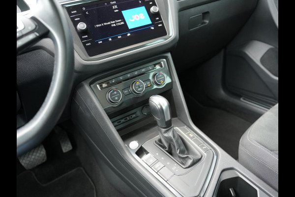 Volkswagen Tiguan 1.5 TSI ACT Comfortline Business | Panorama dak | Adaptive Cruise | Stoelverwarming