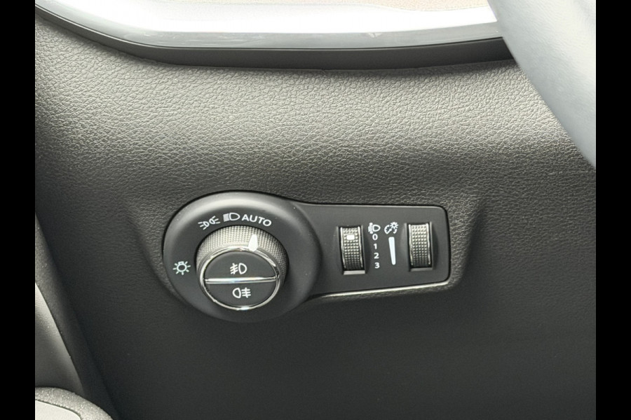 Jeep Compass 1.5T e-Hybrid Longitude | LED | CarPlay | Winter Pack | 360 Camera | Parking Pack