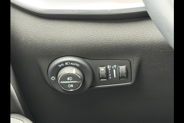Jeep Compass 1.5T e-Hybrid Longitude | LED | CarPlay | Winter Pack | 360 Camera | Parking Pack