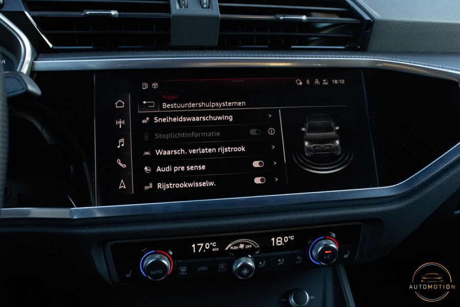 Audi Q3 Sportback 45 TFSIe S line B&O Camera Sfeerverlichting Trekhaak Rode Stiksels