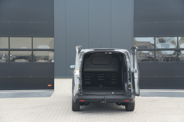 Ford E-Transit Courier Limited 44 kWh 136pk - Trekhaak - Stoel/Stuurverwarming - ACC - Blindspot - Camera - Rijklaar