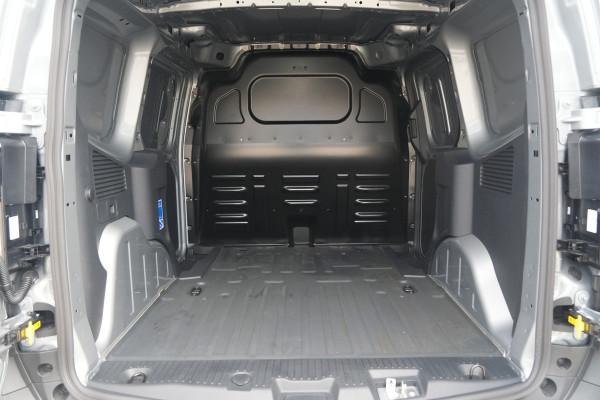 Ford E-Transit Courier Limited 44 kWh 136pk - Trekhaak - Stoel/Stuurverwarming - ACC - Blindspot - Camera - Rijklaar