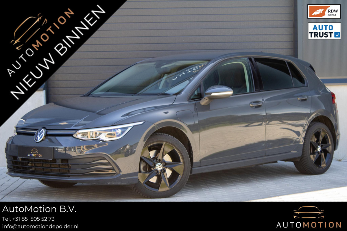 Volkswagen Golf 1.4 eHybrid Style Camera Elektrische stoelen Massage ACC