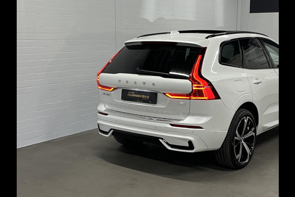 Volvo XC60 2.0 T6 Plug-in hybrid AWD Ultimate Dark Trekhaak | Bowers & Wilkins | Adapt. cruise | Open dak | 360 camera | Head-up | Stoel-/stuurverwarming | Memory