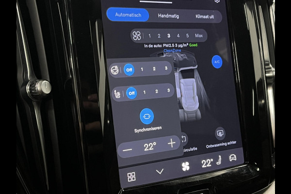 Volvo XC60 2.0 T6 Plug-in hybrid AWD Ultimate Dark Trekhaak | Bowers & Wilkins | Adapt. cruise | Open dak | 360 camera | Head-up | Stoel-/stuurverwarming | Memory
