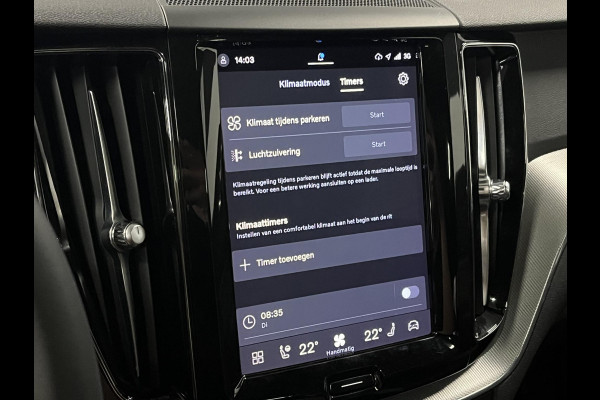 Volvo XC60 2.0 T6 Plug-in hybrid AWD Ultimate Dark Trekhaak | Bowers & Wilkins | Adapt. cruise | Open dak | 360 camera | Head-up | Stoel-/stuurverwarming | Memory