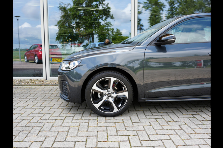 Audi A1 Sportback 25 TFSI Advanced edition | Audi virtual cockpit | Voorstoelen verwarmd | Cruise control |