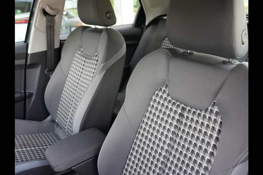 Audi A1 Sportback 25 TFSI Advanced edition | Audi virtual cockpit | Voorstoelen verwarmd | Cruise control |