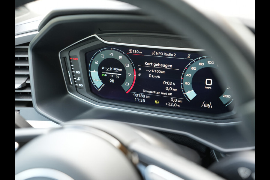 Audi A1 Sportback 25 TFSI Advanced edition | Audi virtual cockpit | Voorstoelen verwarmd | Cruise control |