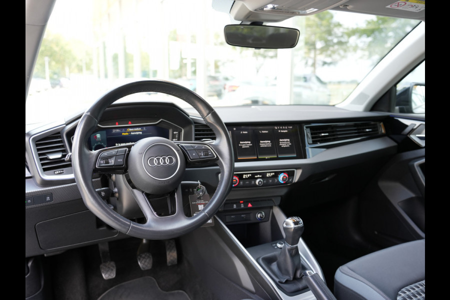 Audi A1 Sportback 25 TFSI Advanced edition | Audi virtual cockpit | Voorstoelen verwarmd | Cruise control |