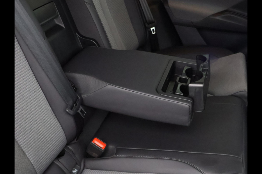 Škoda ENYAQ iV 60 Two-Tone 400 km actieradius! | Navigatie | Parkeersensoren | Privacy Glass |