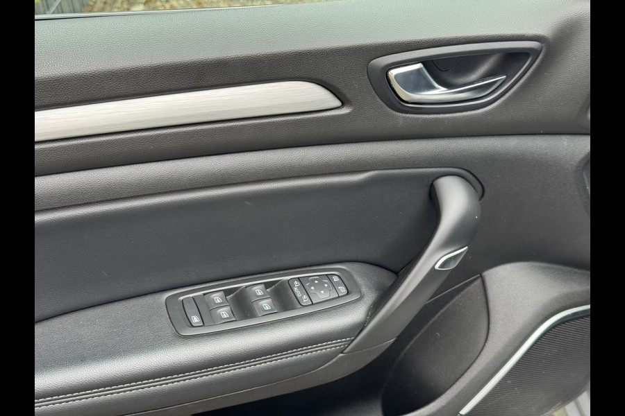 Renault Mégane Estate 1.3 TCe Zen | Navi, Carplay, Camera, Climate, Cruise, Licht/regens., 16'' LMV | Dealeronderhouden |
