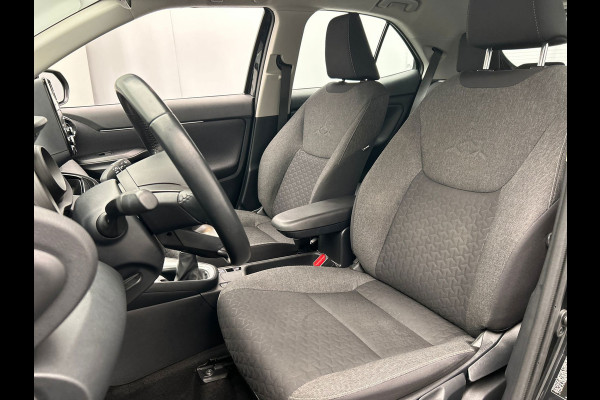 Toyota Yaris Cross 1.5 VVT-I Active | Origineel NL | Trekhaak | Lane Assist | Carplay | Camera | Cruise/Control |