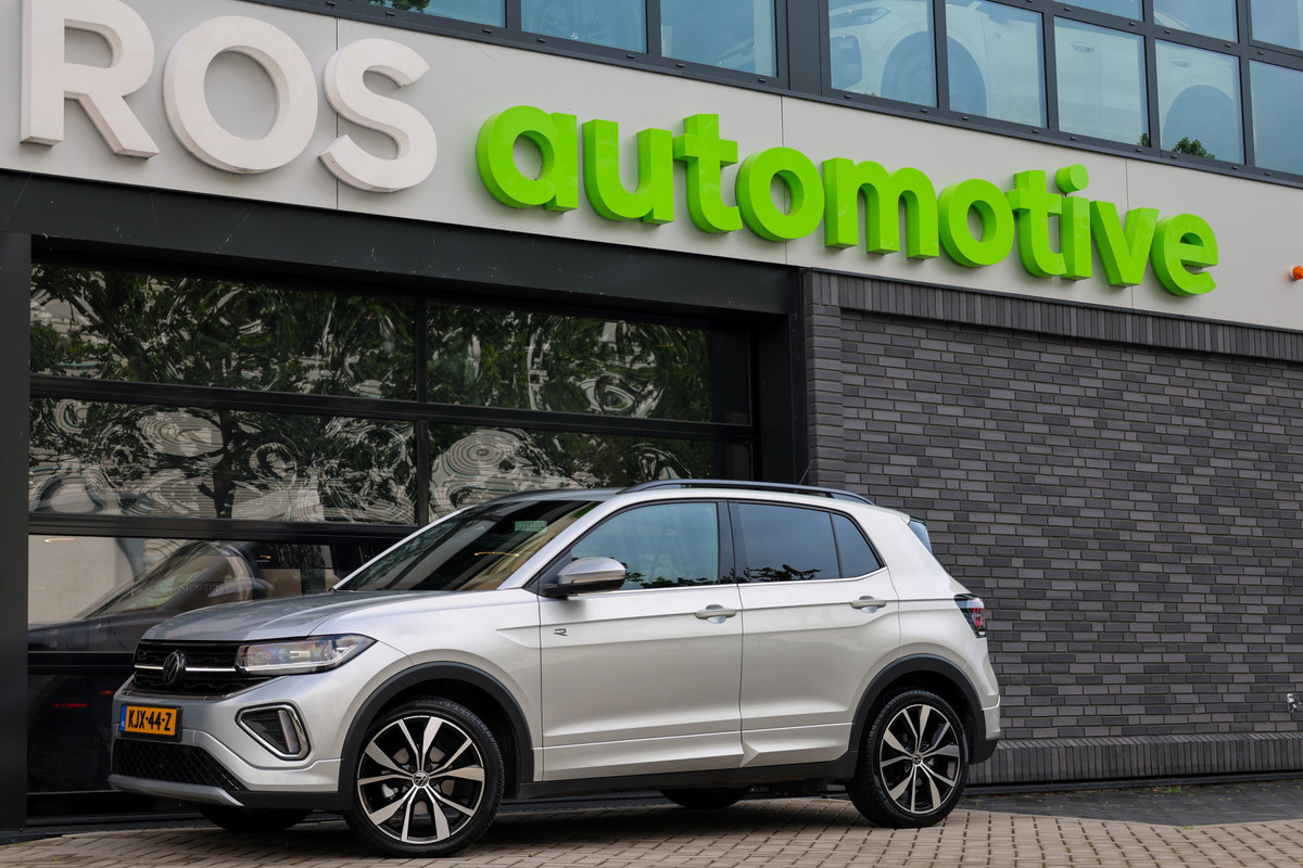 Volkswagen T-Cross 1.0 TSI R-Line Edition | R-LINE | ACC | IQ LIGHT | CAMERA | 18 INCH | VERLICHTE GRILL | DIGITAL |