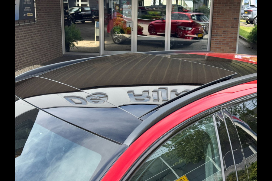 Mercedes-Benz C-Klasse Estate 180 Business Solution AMG Line/Nigh Pakk. | Pano, Leder/Alcan., Carplay/Android, Stoelverw., 18''