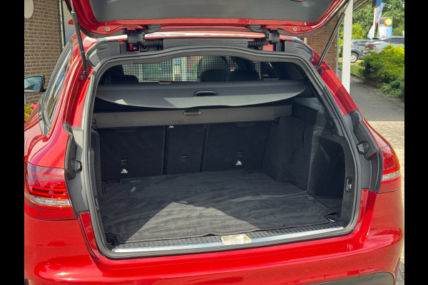 Mercedes-Benz C-Klasse Estate 180 Business Solution AMG Line/Nigh Pakk. | Pano, Leder/Alcan., Carplay/Android, Stoelverw., 18''