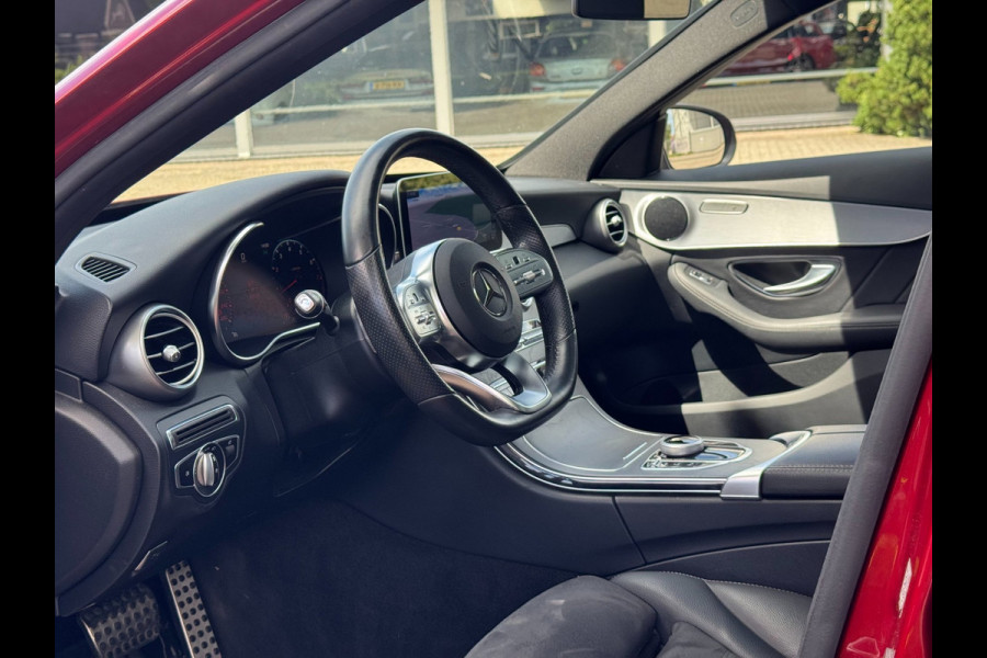 Mercedes-Benz C-Klasse Estate 180 Business Solution AMG Line/Nigh Pakk. | Pano, Leder/Alcan., Carplay/Android, Stoelverw., 18''