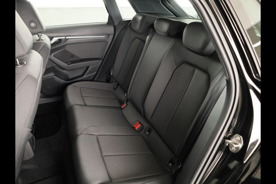 Audi A3 Sportback 30 TFSI Pro Line 110pk | Verlengde garantie | Navigatie via App | Parkeersensoren achter | Apple Carplay/Android Auto |