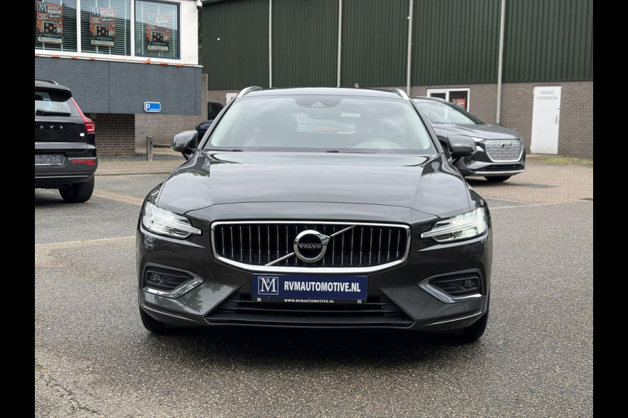 Volvo V60 2.0 B3 Inscription VAN: 28.900,- VOOR: 26.877,- UW WKVOORDEEL: 2.023,- euro ELEK. TREKHAAK | ELEK. STOELEN | ADAPT. CRUISE CONTROL | 12 MND BOVAG GARANTIE | STOEL + STUURVERWARMING | ELEK. ACHTERKLEP |