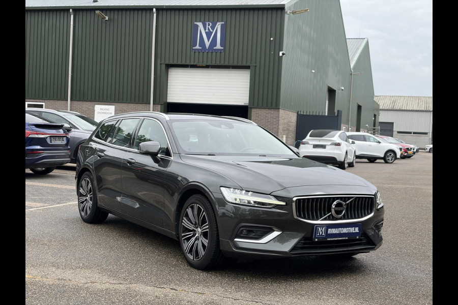 Volvo V60 2.0 B3 Inscription VAN: 28.900,- VOOR: 26.877,- UW WKVOORDEEL: 2.023,- euro ELEK. TREKHAAK | ELEK. STOELEN | ADAPT. CRUISE CONTROL | 12 MND BOVAG GARANTIE | STOEL + STUURVERWARMING | ELEK. ACHTERKLEP |
