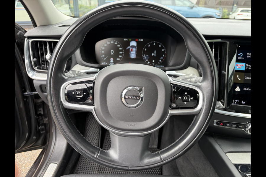 Volvo V60 2.0 B3 Inscription VAN: 28.900,- VOOR: 26.877,- UW WKVOORDEEL: 2.023,- euro ELEK. TREKHAAK | ELEK. STOELEN | ADAPT. CRUISE CONTROL | 12 MND BOVAG GARANTIE | STOEL + STUURVERWARMING | ELEK. ACHTERKLEP |