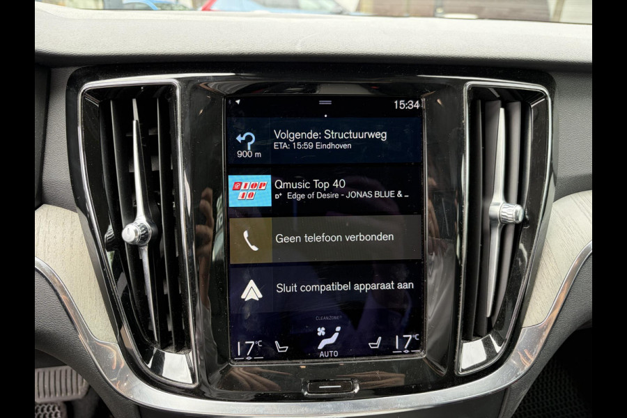 Volvo V60 2.0 B3 Inscription VAN: 28.900,- VOOR: 26.877,- UW WKVOORDEEL: 2.023,- euro ELEK. TREKHAAK | ELEK. STOELEN | ADAPT. CRUISE CONTROL | 12 MND BOVAG GARANTIE | STOEL + STUURVERWARMING | ELEK. ACHTERKLEP |