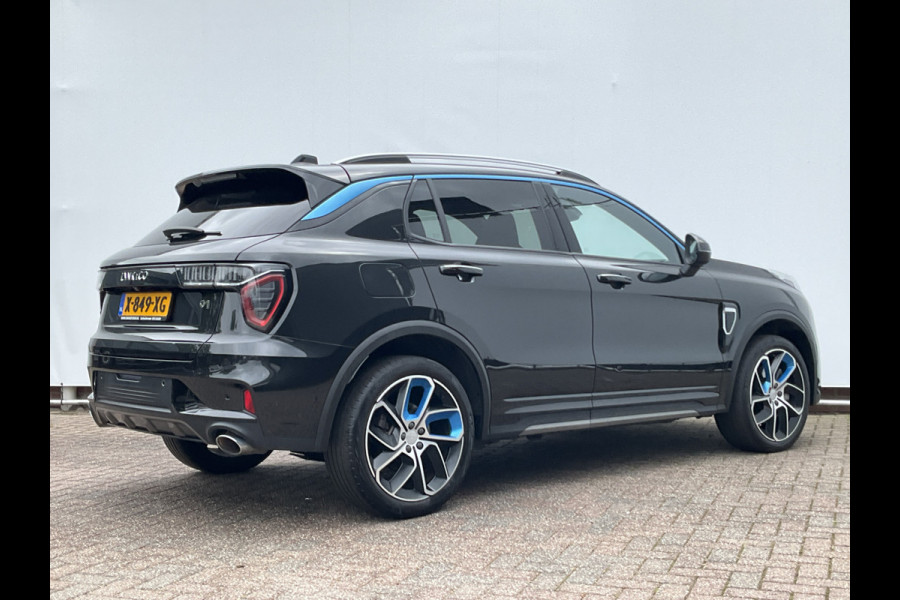 Lynk & Co 01 1.5 PHEV 262PK Zwarte Hemel 2024 Adapt.Cruise 360° Cam Carplay Plug-in Stoelverw Vol opties!