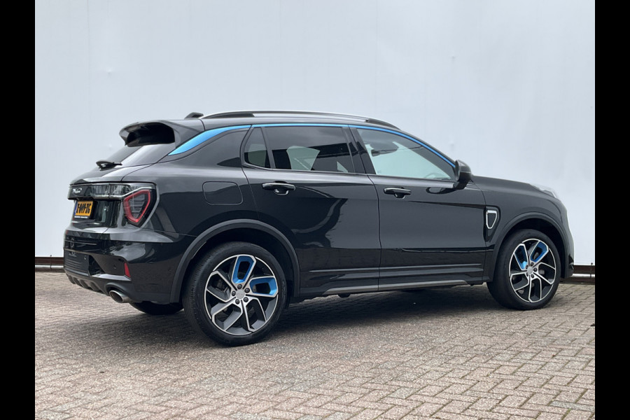 Lynk & Co 01 1.5 PHEV 262PK Zwarte Hemel 2024 Adapt.Cruise 360° Cam Carplay Plug-in Stoelverw Vol opties!