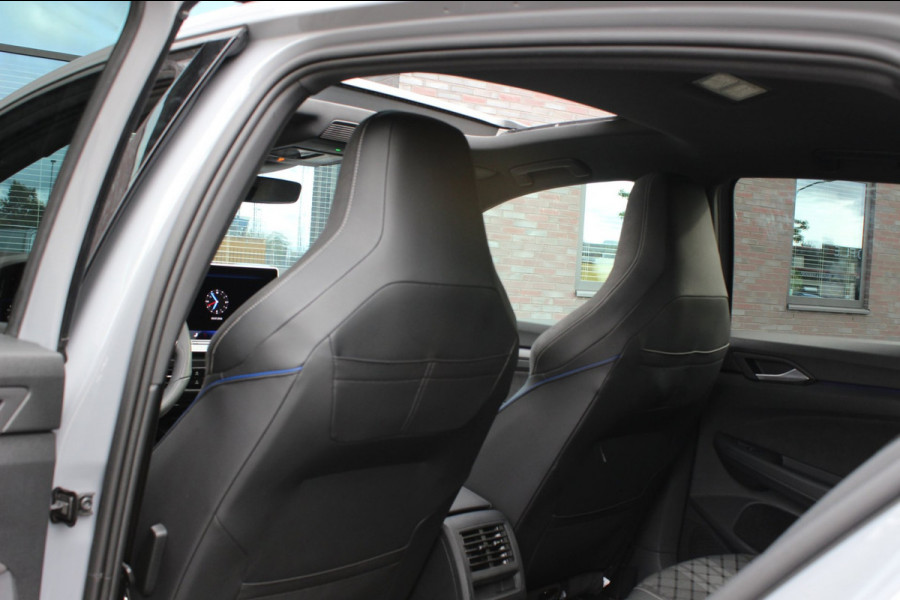 Volkswagen Golf 8.5 R-Line Edition