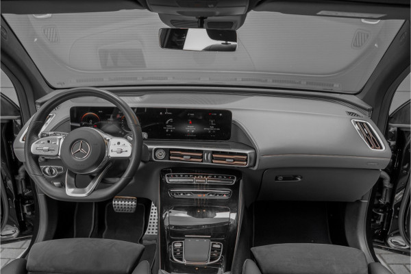 Mercedes-Benz EQC 400 4MATIC AMG Line 80 kWh Distronic Schuifdak Trekhaak