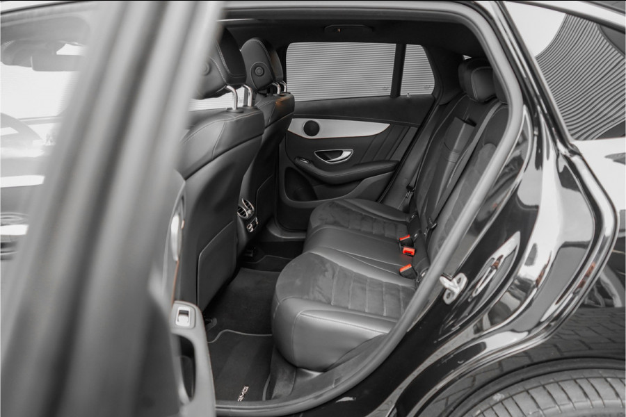 Mercedes-Benz EQC 400 4MATIC AMG Line 80 kWh Distronic Schuifdak Trekhaak