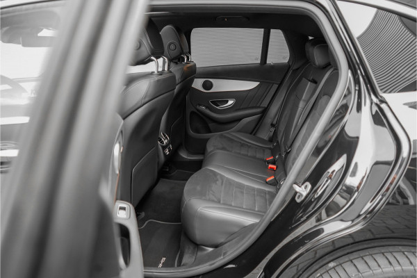 Mercedes-Benz EQC 400 4MATIC AMG Line 80 kWh Distronic Schuifdak Trekhaak