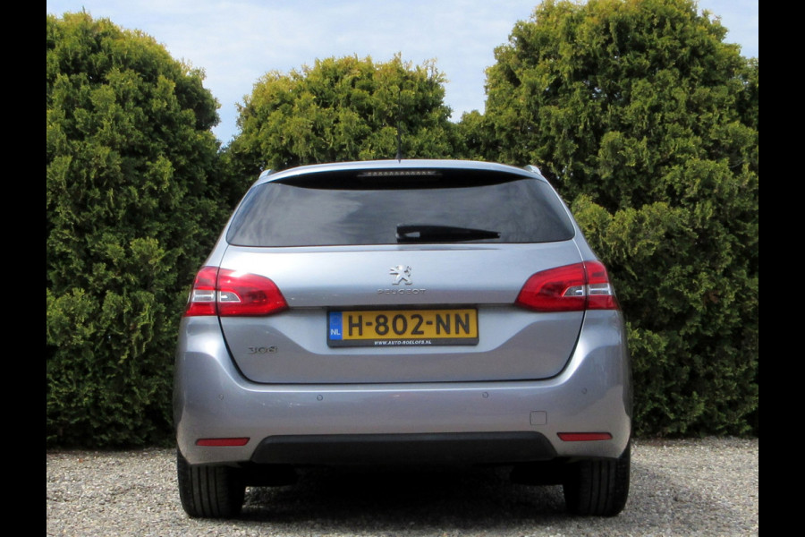 Peugeot 308 SW 1.2 PureTech Executive * Navi * Pano.dak *