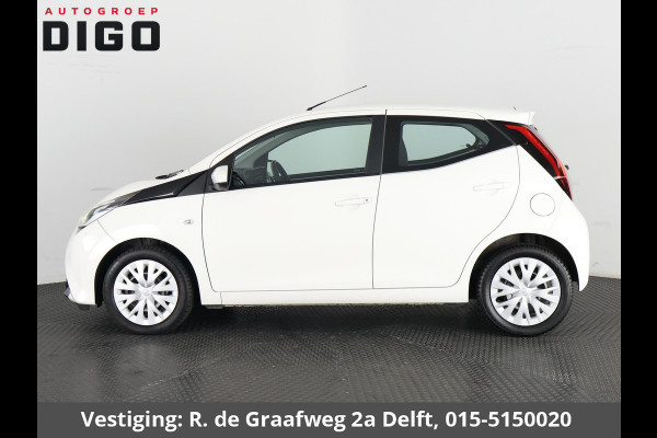 Toyota Aygo 1.0 VVT-i X-Play Automaat