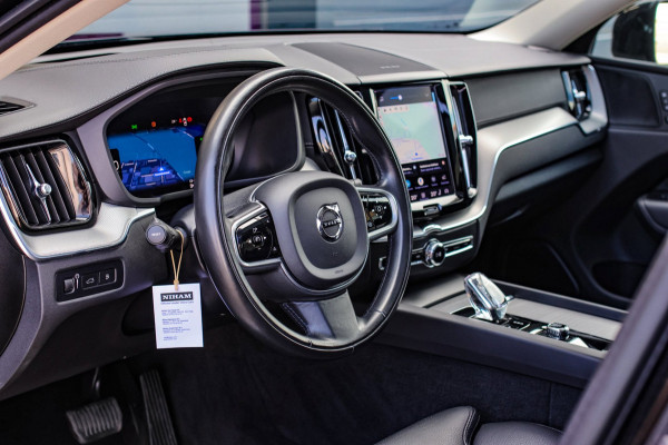 Volvo XC60 2.0 T8 Plug-in hybrid AWD Inscription *Pano*H/K*Trekhaak*Camera*